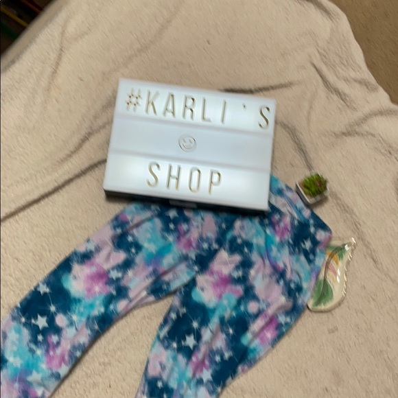 Pajama set - Picture 2 of 3